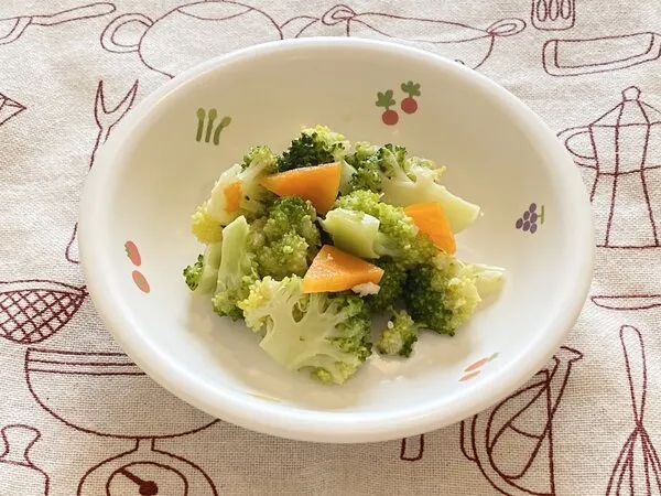 ブロッコリーサラダ